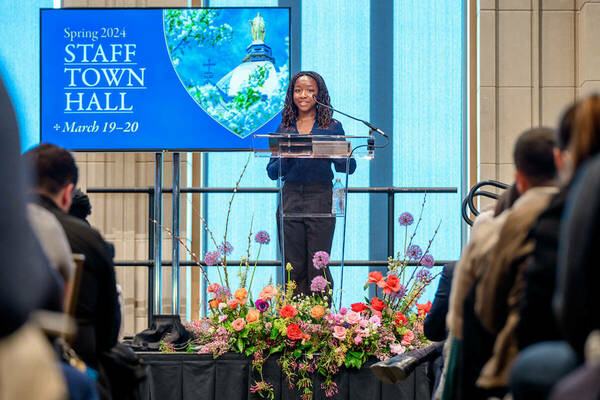 Senior Joy Agwu speaks about the challenges of the pandemic during the Spring 2024 Staff Town Hall.