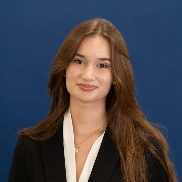Izabela Micor, West Quad